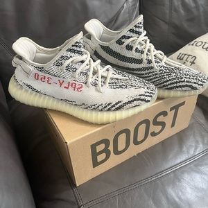 Yeezy - Mens Boost 350 - size 8.5